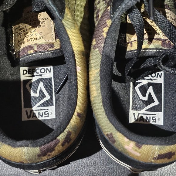 *PRE-OWNED* DEFCON X VANS SYNDICATE OLD SKOOL PRO S DIGI CAMO 10.5 OLIVE BLACK - Picture 3 of 8